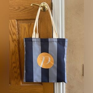 Peepers tote bag